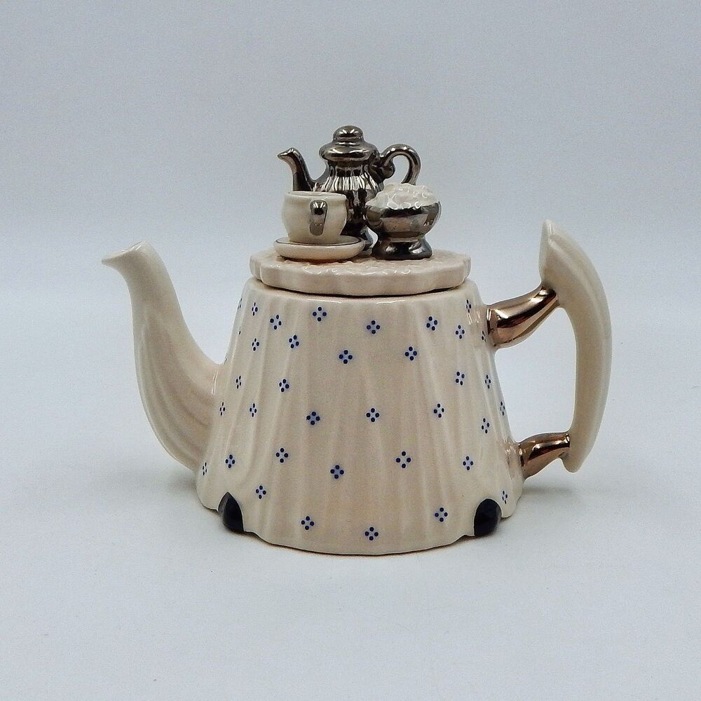 Cardew Design Victorian Tea Time 4 Inch Porcelain Teapot Made in England